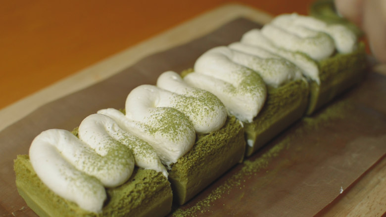 Matcha Magic Cake