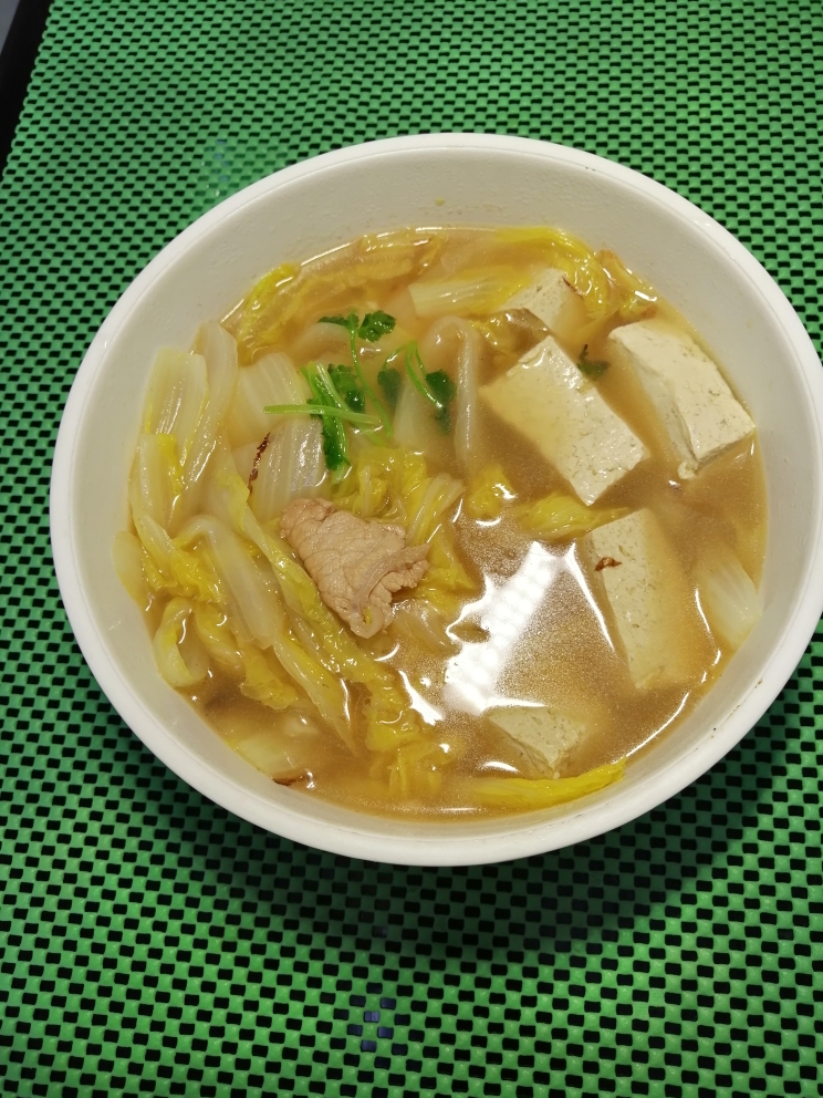 Cabbage (baby cabbage) tofu soup