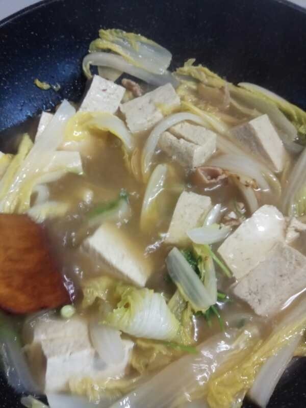 Chinese cabbage (baby cabbage) tofu soup