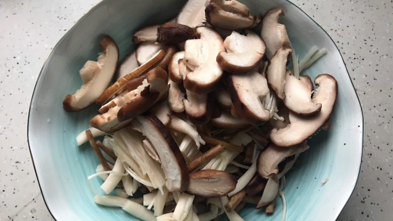 Mushroom and Tofu Soup