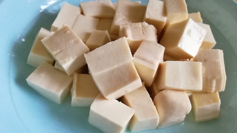 Mapo tofu with eggplant flavor, smooth and tender