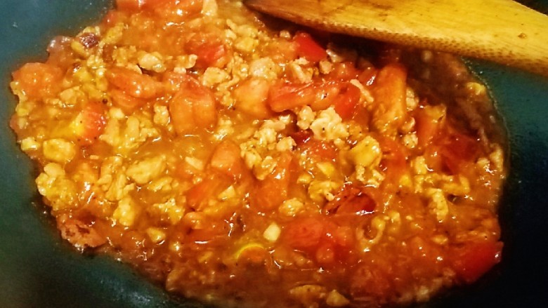 Mapo tofu with eggplant flavor, smooth and tender