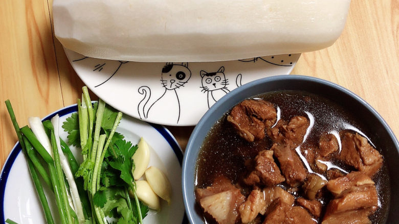 Radish and beef brisket pot