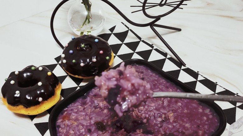 Purple Sweet Potato Oatmeal Porridge