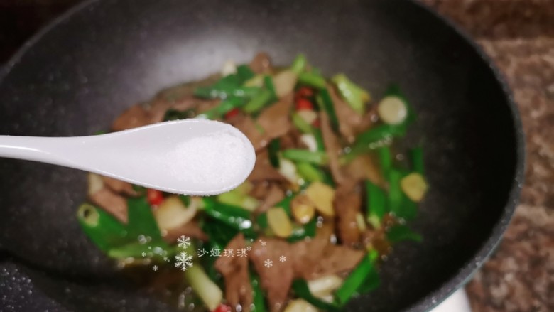 Stir-fried pork liver with garlic sprouts