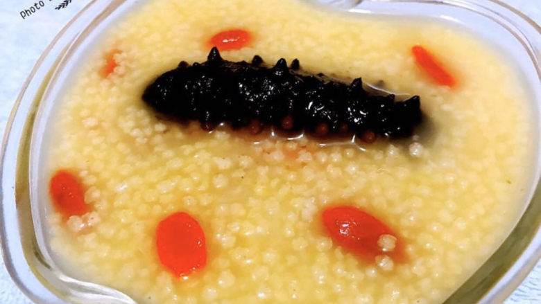 Millet and sea cucumber porridge