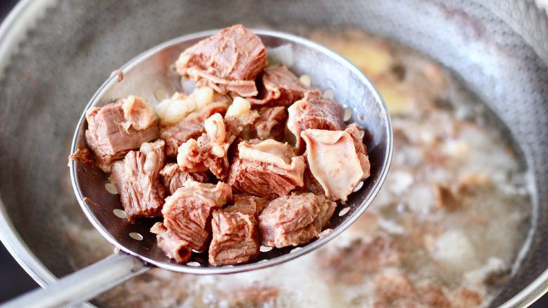 Beef Brisket Stewed with Radish