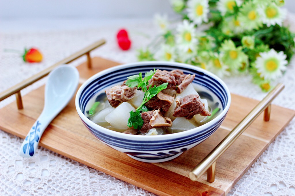 Beef Brisket Stewed with Radish