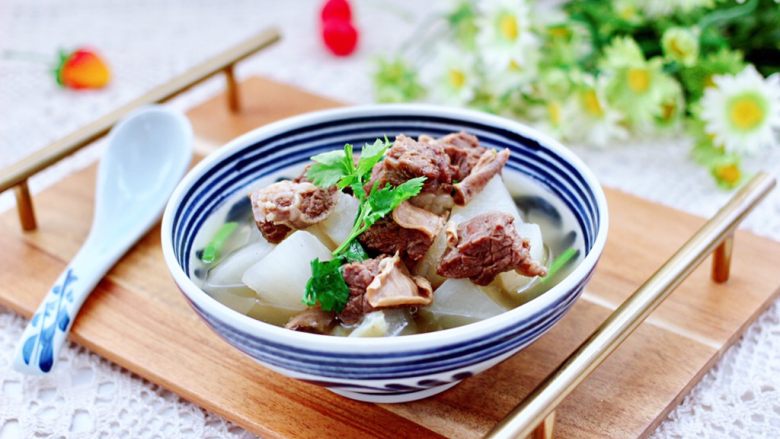 Beef Brisket Stewed with Radish