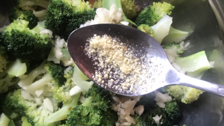 Cold broccoli (fat reduction)