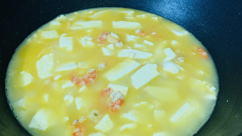 Shrimp and Tofu Soup