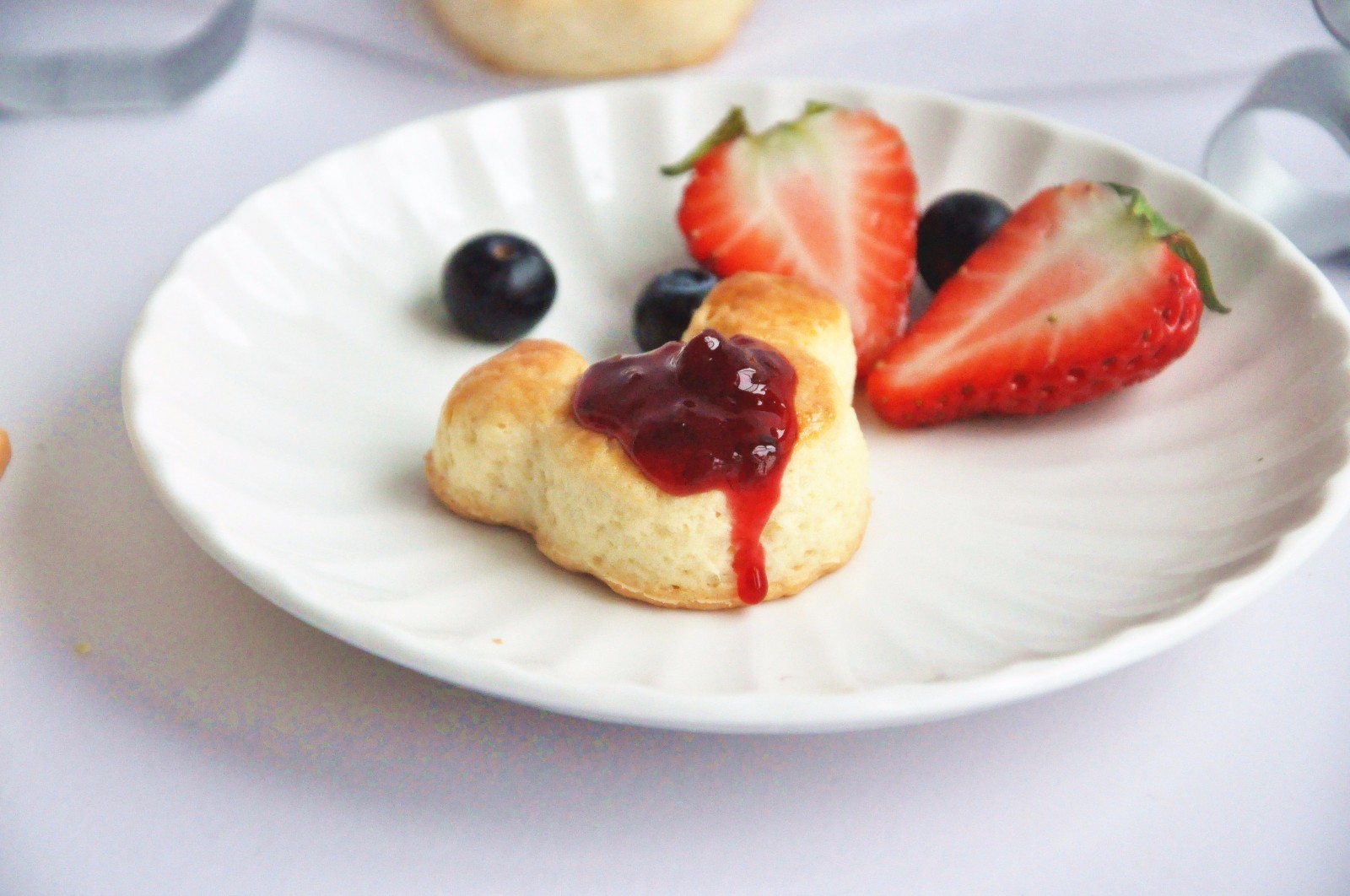 Cream Cheese Scones