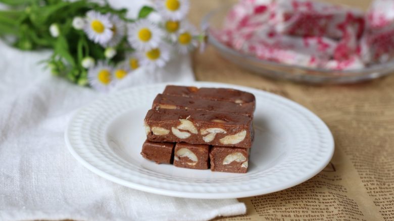 Chocolate Nougat (bake resistant chocolate version)