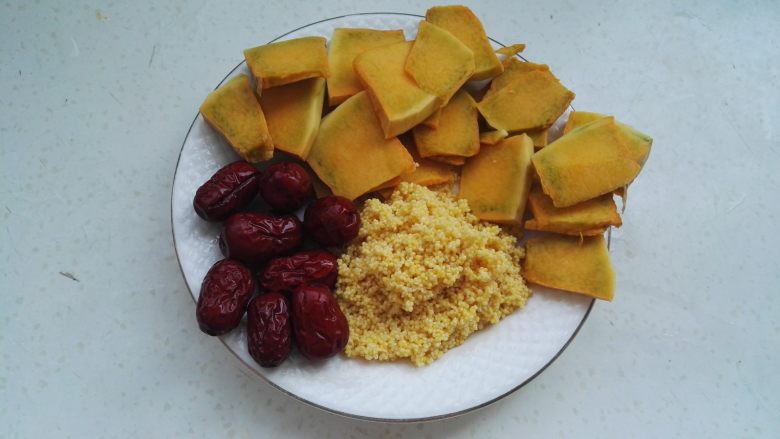 Casserole pumpkin and millet porridge