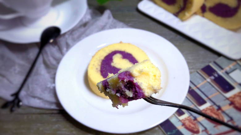 Purple Sweet Potato Cake Roll