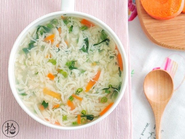 Hibiscus noodle soup