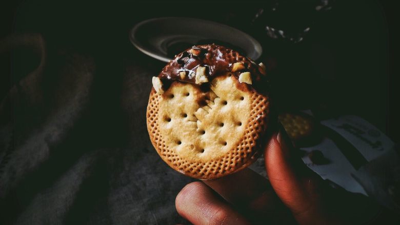 Quick ice cream sandwich cookies in ten minutes