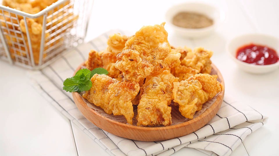 Can’t get enough of the crispy pork from hotpot restaurants? Delicious snacks you can make at home