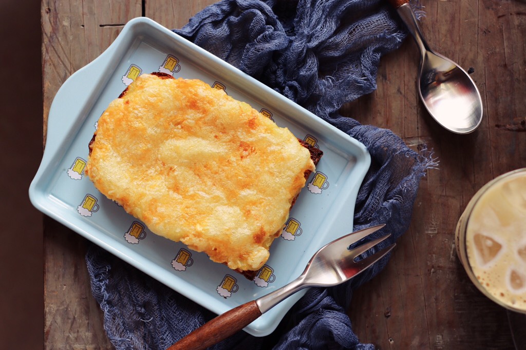 Cheese Durian Toast Pizza