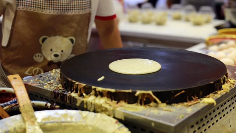 Tianjin old flavor pancake fruit