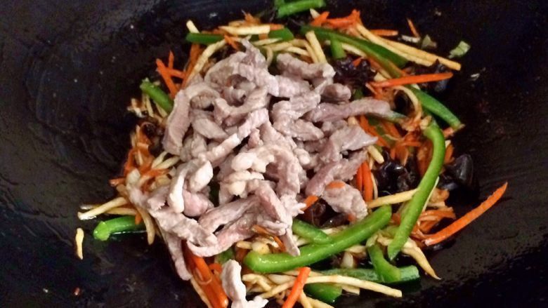 Fish-flavored shredded pork