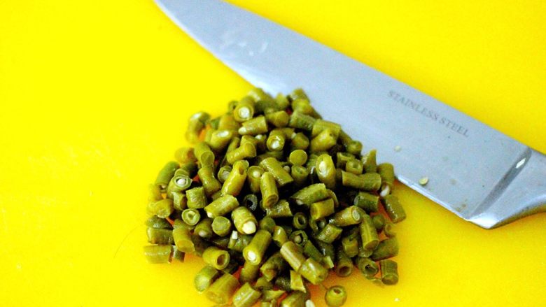 Green Food + Hot and Sour Noodles