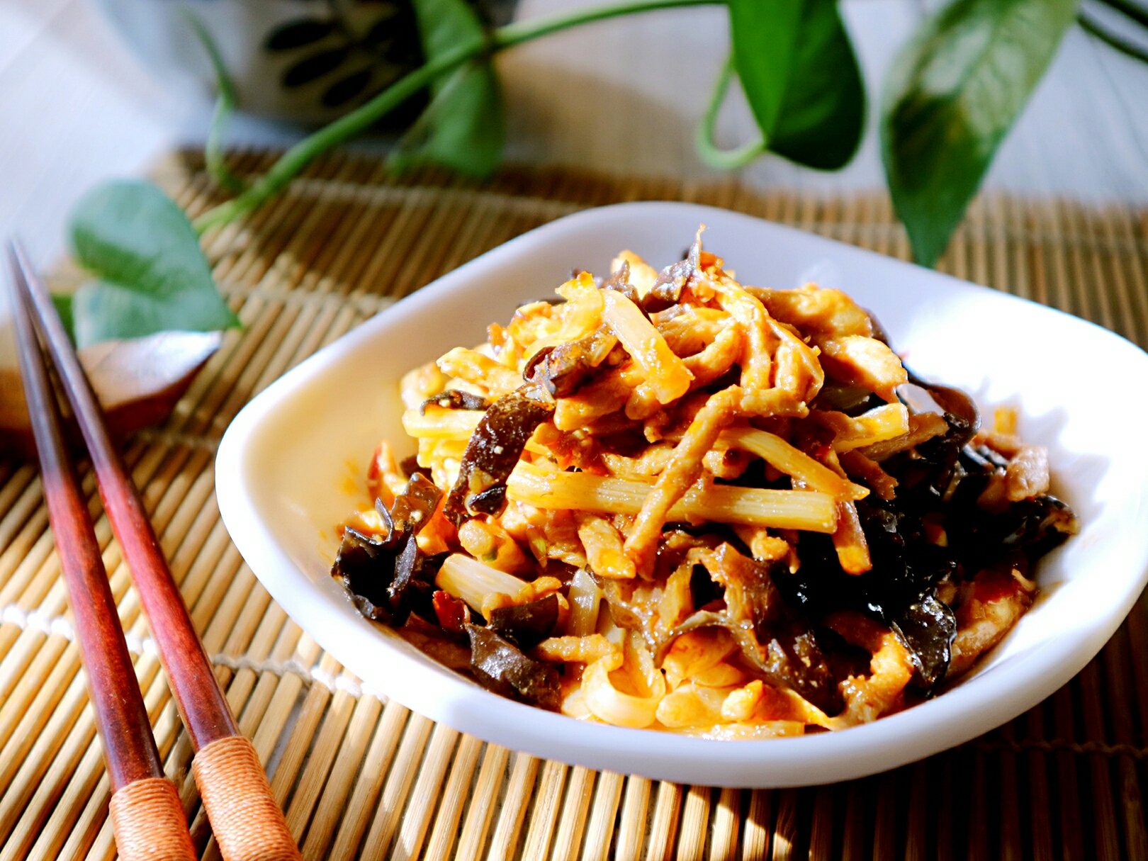 Fish-flavored shredded pork (Sichuan version)