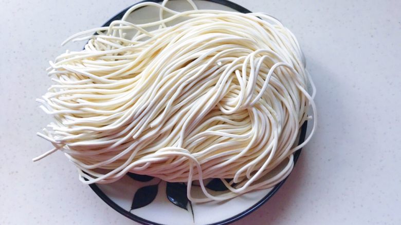 Hangzhou-style pasta: Pian'erchuan