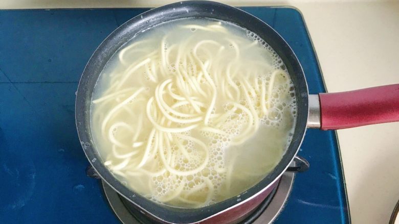 Hangzhou-style pasta: Pian'erchuan