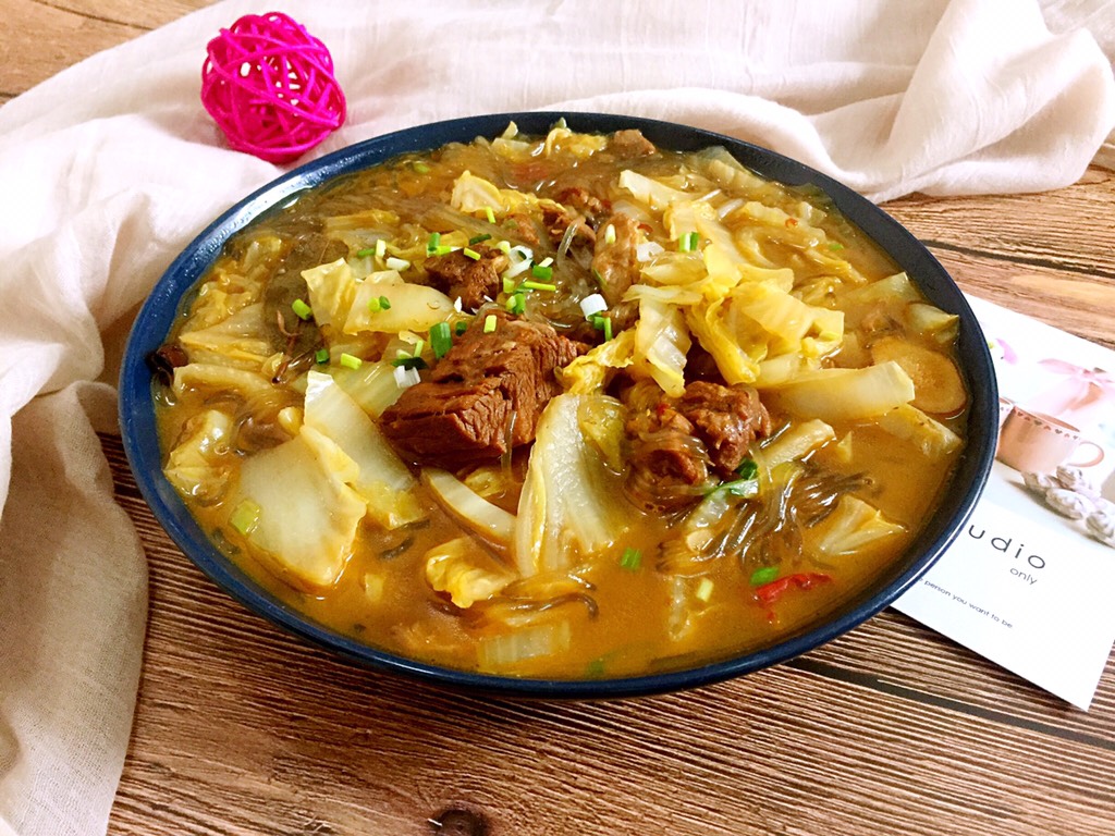 Beef and cabbage vermicelli