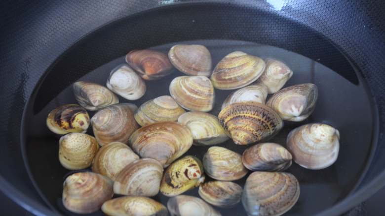 Clam Steamed Egg