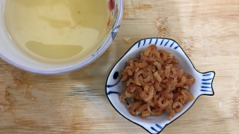 Oyster Sauce Shredded Cabbage, Fried Broad Beans with Dried Sea Rice