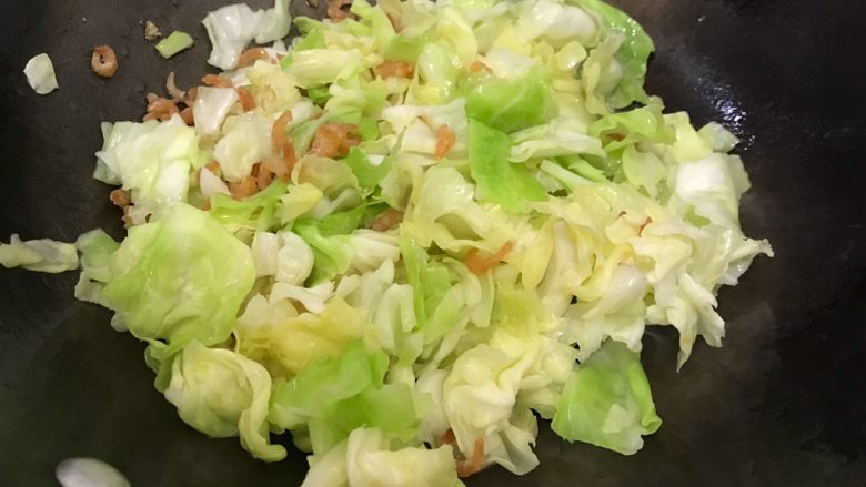 Oyster Sauce Shredded Cabbage, Fried Broad Beans with Dried Sea Rice