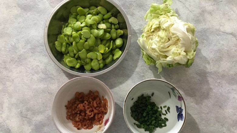 Oyster Sauce Shredded Cabbage, Fried Broad Beans with Dried Sea Rice