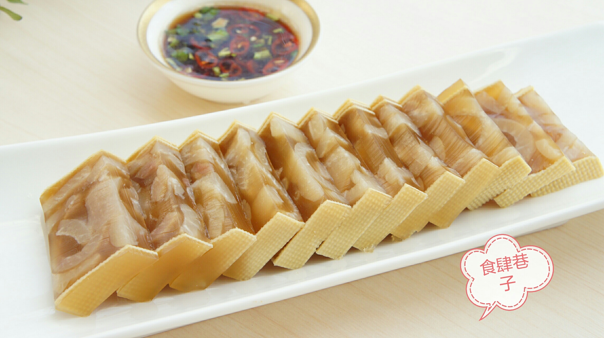 Bean skin and pig skin jelly