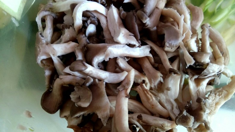 Mushroom stir-fry