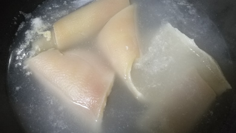 Bean Skin and Pig Skin Jelly