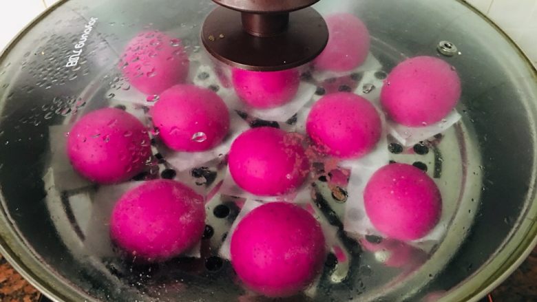 Dragon Fruit Steamed Buns