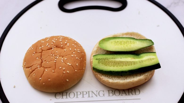 Luncheon Meat Cucumber Hamburger