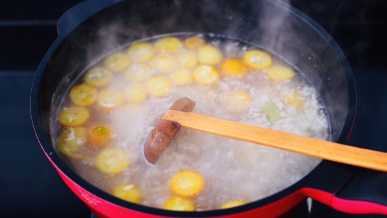 Kumquat Yuanzi Wine Soup