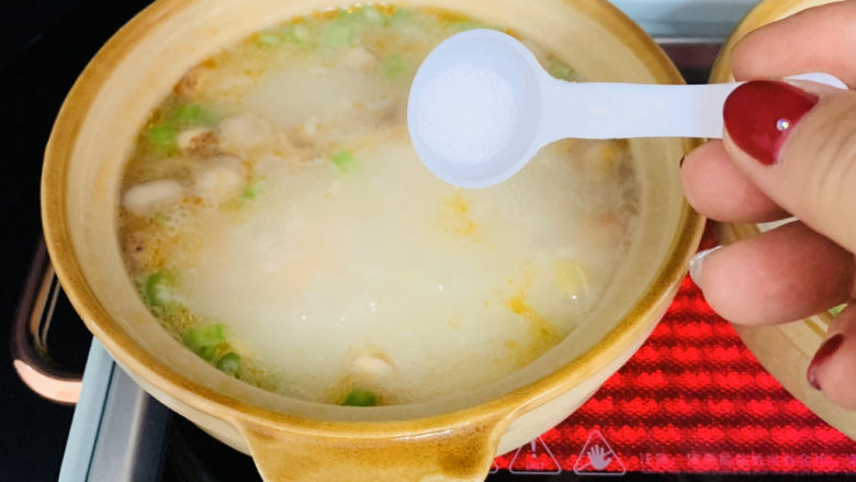 Vegetable and shrimp porridge