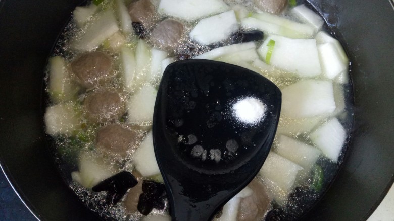 Winter Melon and Meatball Soup