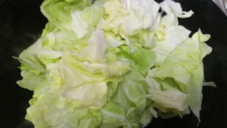 Stir-fried vermicelli with cabbage