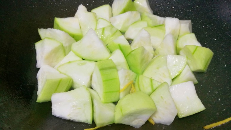 Luffa and Egg Soup