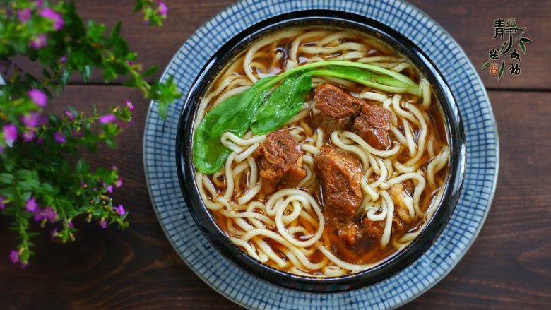 Beautiful and delicious braised beef noodles