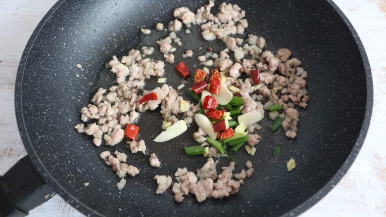 Dry and stir-fried beans with soy sauce