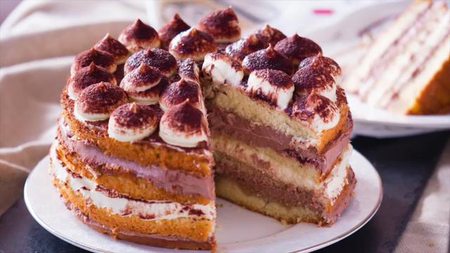 tiramisu cake