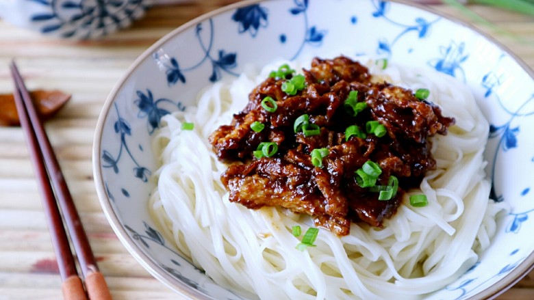 Fancy noodles + crab-flavored egg fried noodles