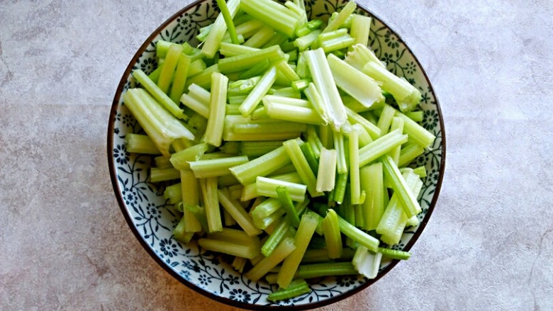 Celery Stir-fried Dried Tofu