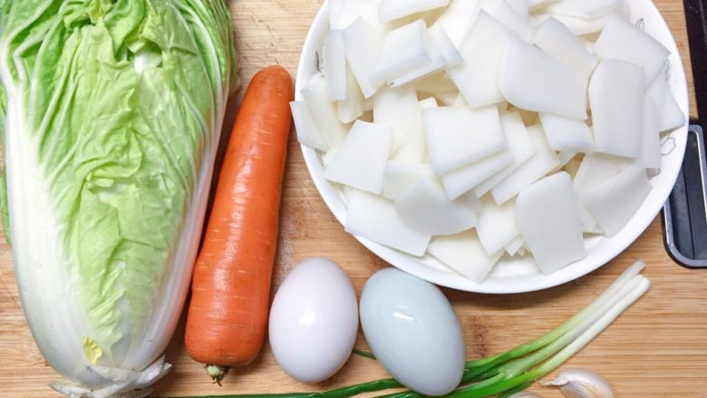 Chinese cabbage fried rice cake